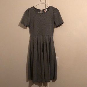 Lularoe Amelia Dress- small